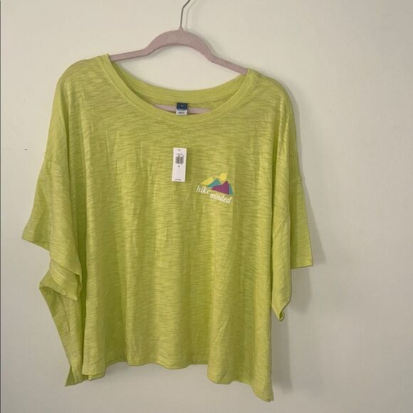 Old navy plus size Lime Green “hike minded”  Women's graphic Top 3x NWT - Picture 1 of 8